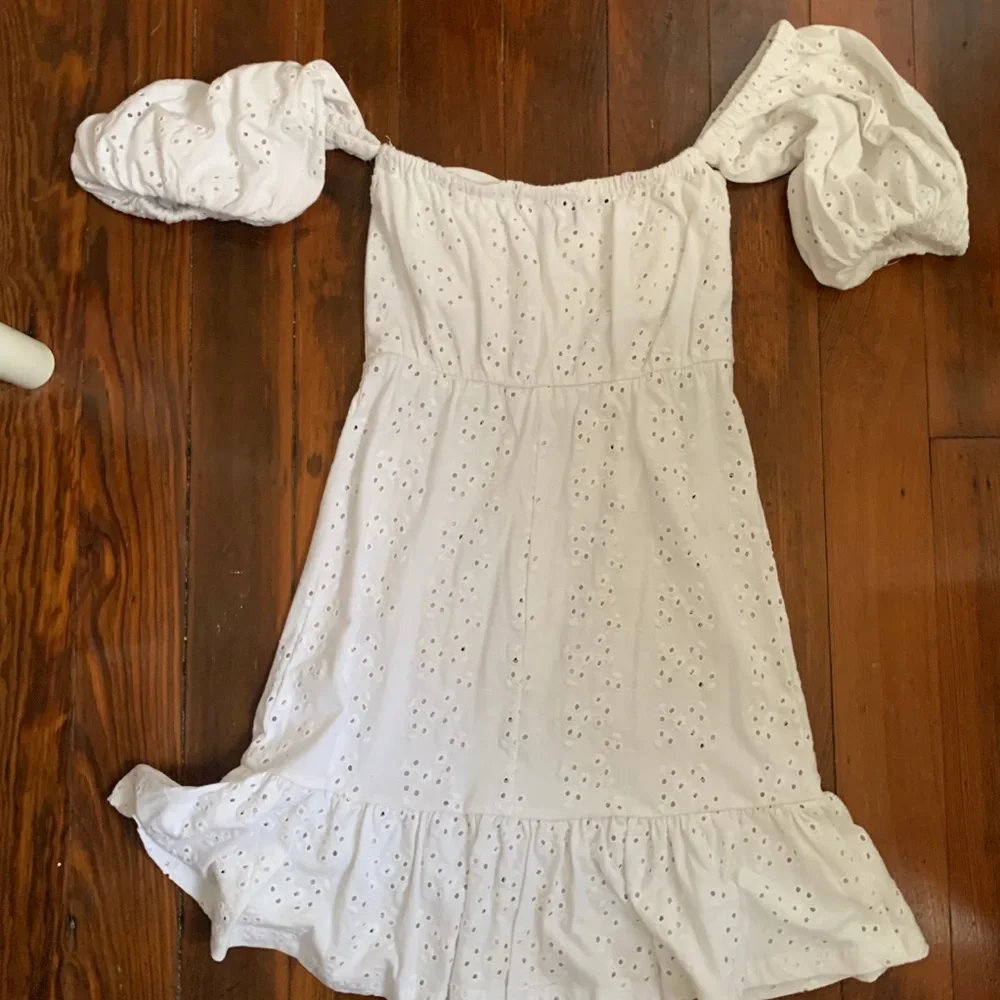 ASOS Design Broderie off the shoulder dress - Picture 7 of 8